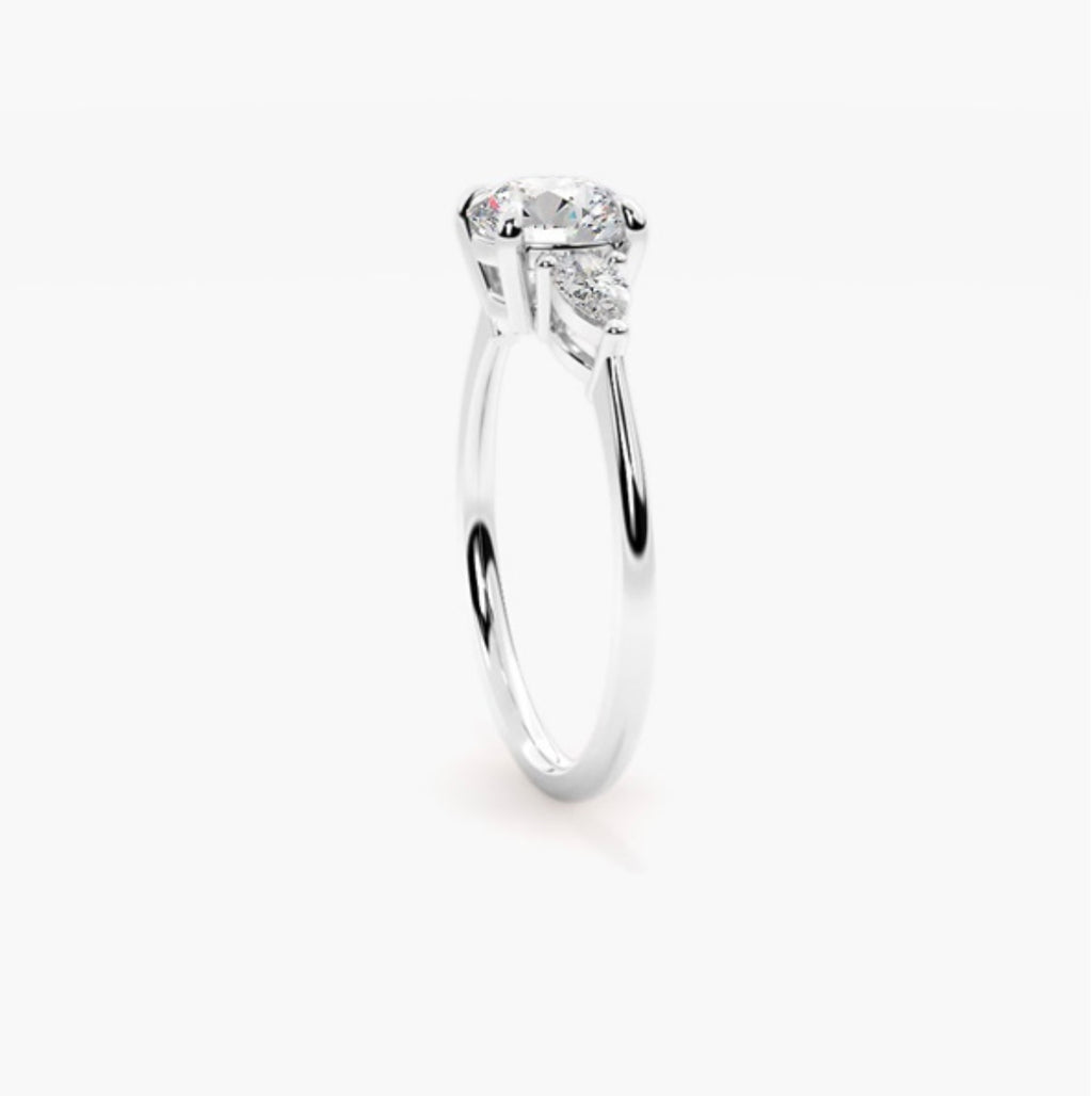 1.5ct Round Brilliant Lab Grown Diamond Trilogy Engagement Ring with Pear Side Stones – IGI Certified